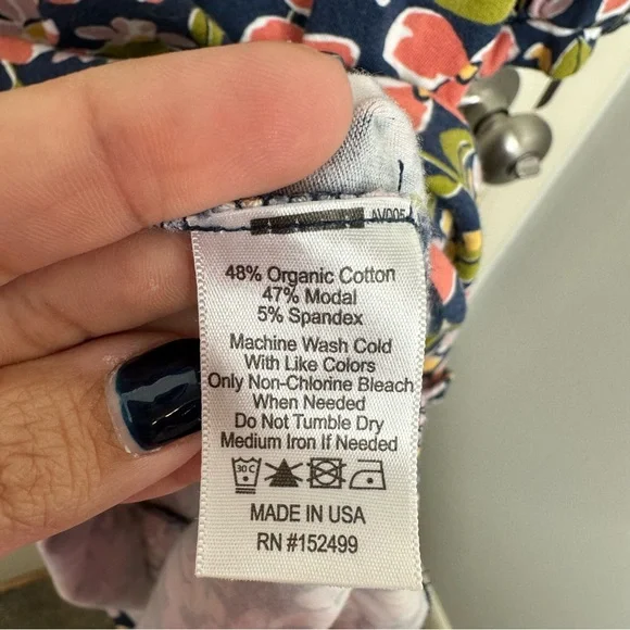 Amour Vert Penny Reverie Knit Dress in Mojave Floral - Picture 7 of 9